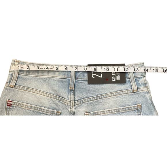 BDG New! Girlfriend High Rise Shorts Light Wash Denim Distressed Summer 27 - Picture 11 of 11